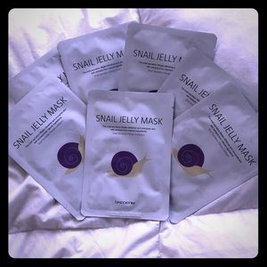 Skederm snail jelly mask